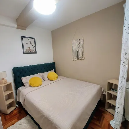 Apartmán Stan Na Dan Sara - U Blizini Centra Grada *