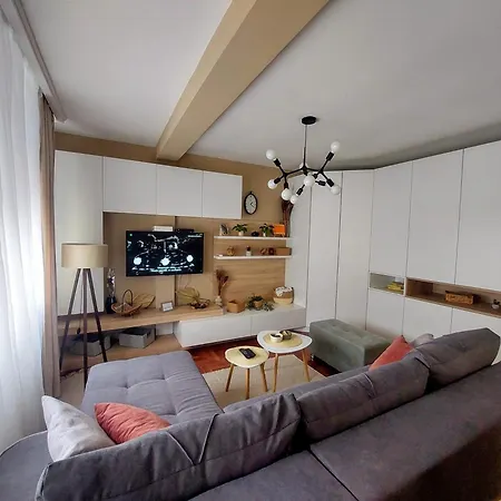 Apartmán Stan Na Dan Sara - U Blizini Centra Grada *