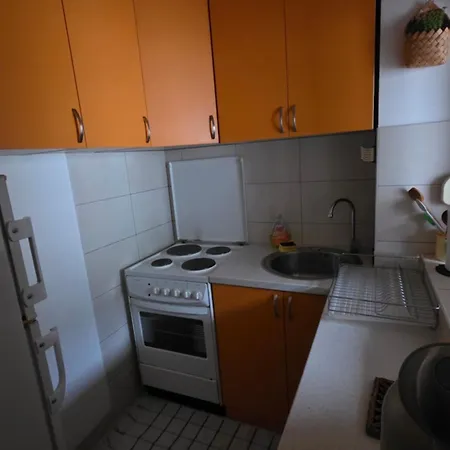 Stan Na Dan Sara - U Blizini Centra Grada Апартаменты